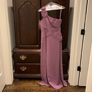 David’s Bridal Sz 2 one shoulder chiffon gown